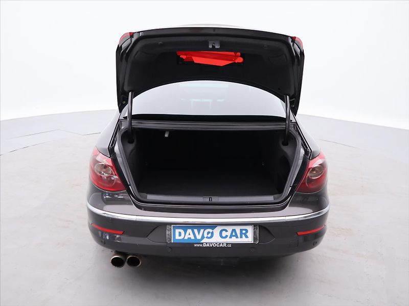 Volkswagen Passat CC 2,0 TSI Sport 147kW M6F - fotka 9 z 26