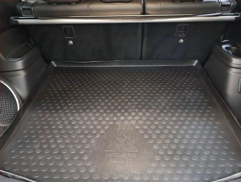 Mitsubishi Outlander (2019) 2.4 PHEV - fotka 14 z 22