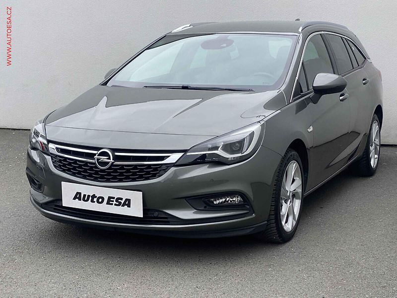 Opel Astra (2017) 1.4 T, Dynamic, LED, navi, TZ - fotka 3 z 19