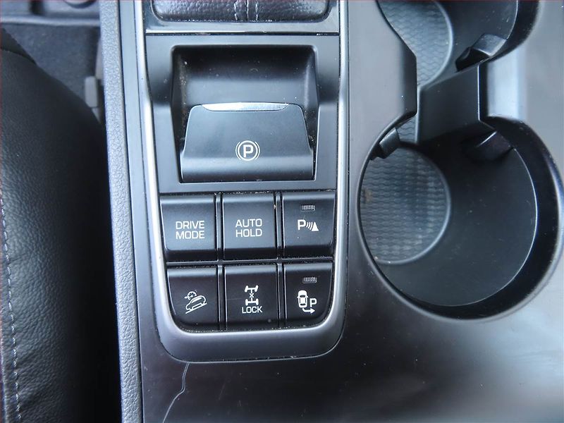 Hyundai Tucson (2017) 2.0 CRDi, 4X4, Automat - fotka 19 z 28