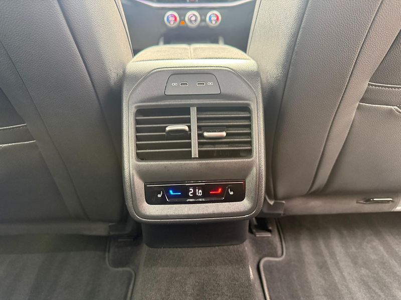 Škoda Superb Sportline 2.0 TDI 110kw DSG Co - fotka 22 z 25