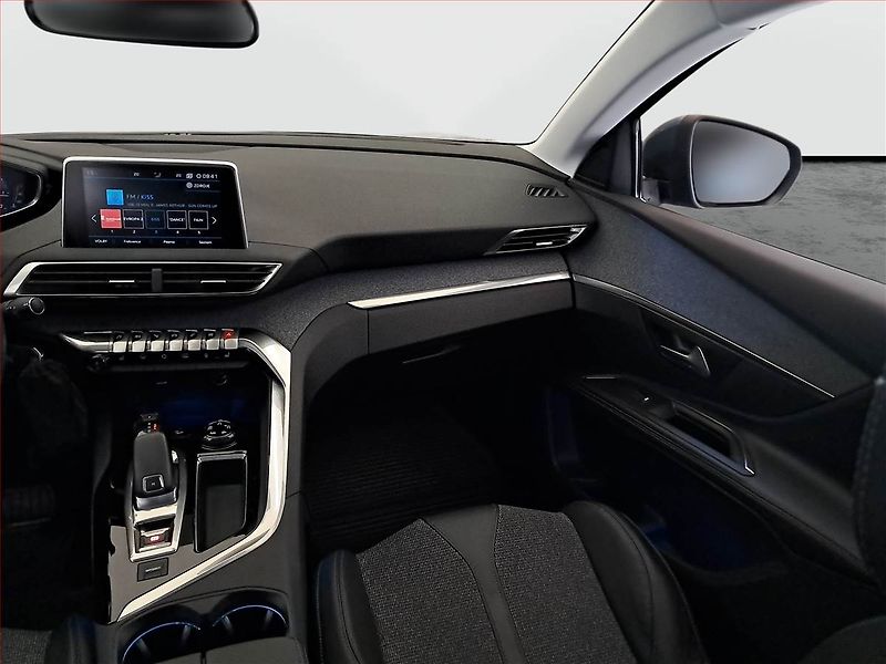 Peugeot 5008 (2017) PureTech 130, Automat, 7 míst - fotka 8 z 27