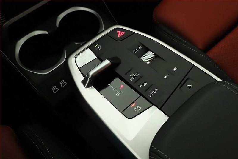 BMW X1 (2025) sDrive20i - fotka 10 z 25