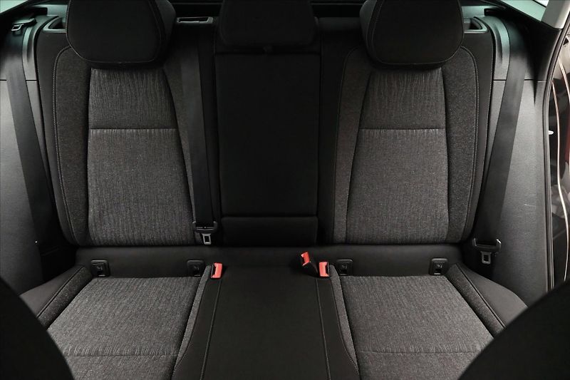 Škoda Karoq 1,5 TSI 110 kW DSG STYLE Záruk - fotka 28 z 32