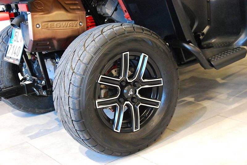 Segway Snarler AT6 (2023) S - hezký stav, původ ČR, 1. m - fotka 11 z 20