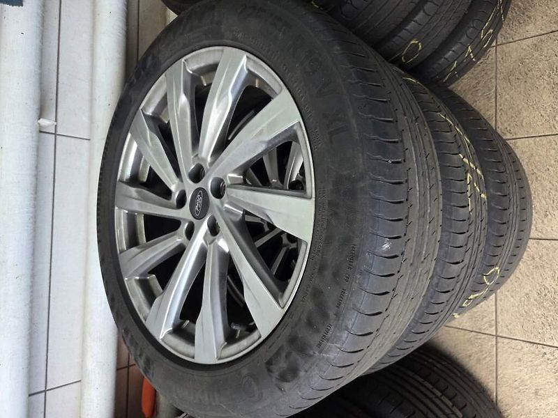 Ford Kuga (2023) 2.5 VIGNALE LED ACC Tažné BO V - fotka 48 z 49