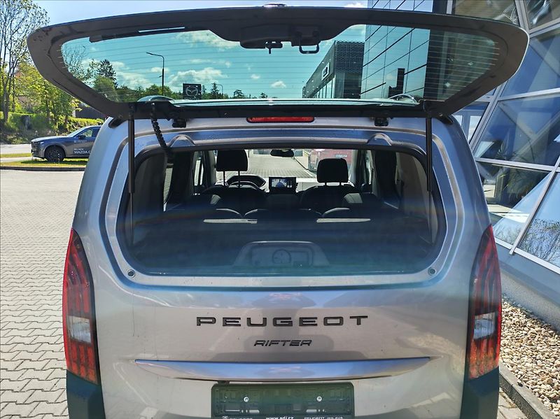 Peugeot Rifter (2026) 1,5 GT BlueHDi 130 S&S EAT8 - fotka 9 z 17