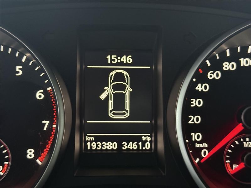 Volkswagen Golf 1,2   TSI 77kW,MATCH,SERVISKA - fotka 12 z 21