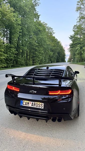 Chevrolet Camaro (2018)   ? CHEVROLET CAMARO ZL1 6.2  - fotka 2 z 10