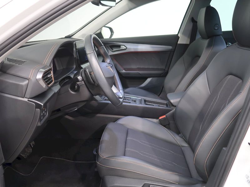 Cupra Formentor (2024) 1.5TSI 110KW DSG - fotka 13 z 38