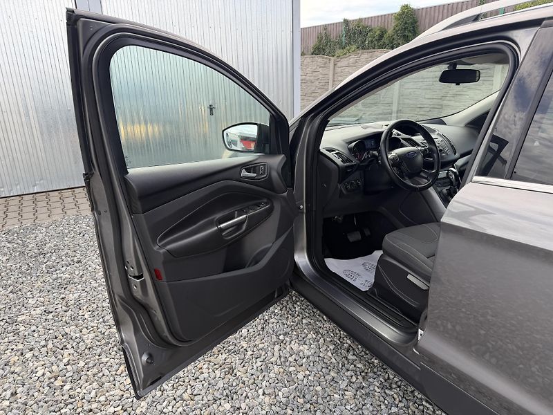 Ford Kuga 2.0TDCi 140PS 162TKM SERVIS!!! - fotka 142 z 162