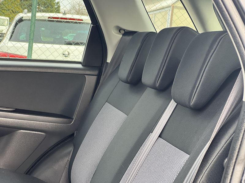 Fiat Sedici 1.9JTD 4x4 KLIMATIZACE ALU - fotka 25 z 40