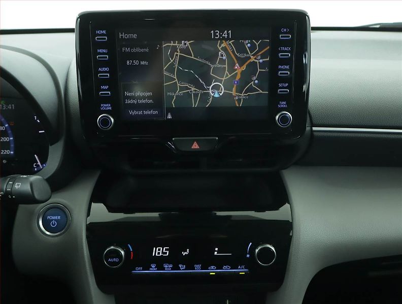 Toyota Yaris Cross (2022) Executive 1.5 VVT-iE - fotka 12 z 16