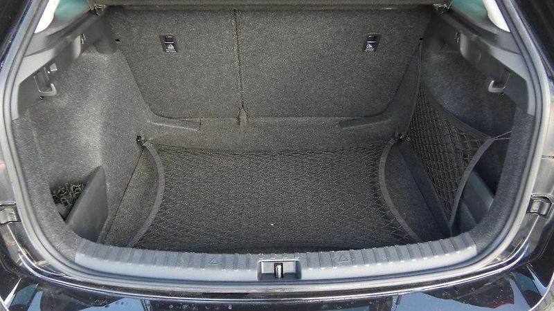 Škoda Scala 1.0 TSI Style DSG - fotka 20 z 22