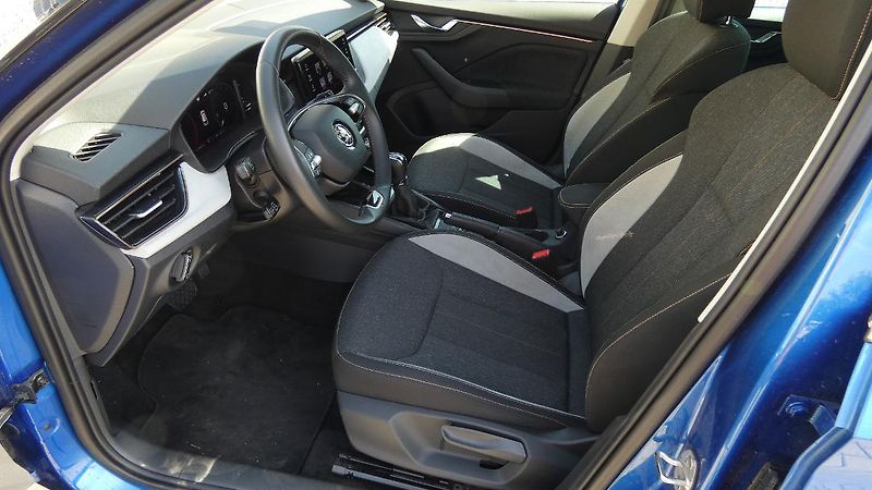 Škoda Kamiq 1.0 TSI 85kW First Edition DSG - fotka 19 z 25