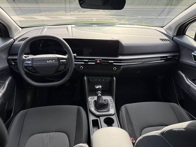 Kia Sportage (2026) EXCLUSIVE + PAKET PLUS 1.6TGDI - fotka 8 z 14