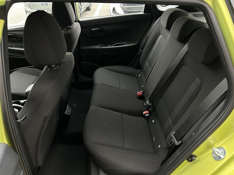 Hyundai i20 26 1,0 T-GDI DCT GO PLUS! 66kW - fotka 8 z 30