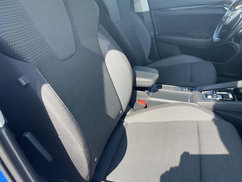 Škoda Octavia 1.5TSi DSG NEHAVAROVÁNO-DPH-ČR - fotka 24 z 46