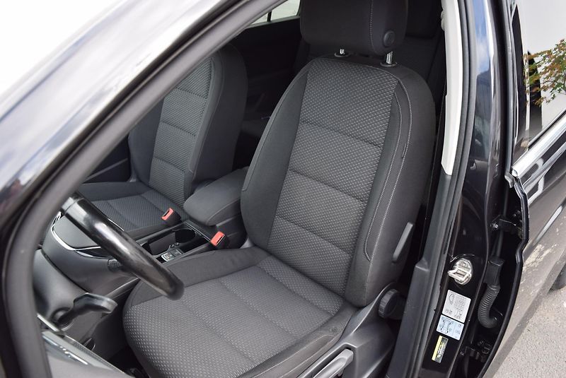 Volkswagen Touran (2017) 1.4TSI 110kw CLBMT 7MÍST TAŽNÉ - fotka 21 z 50