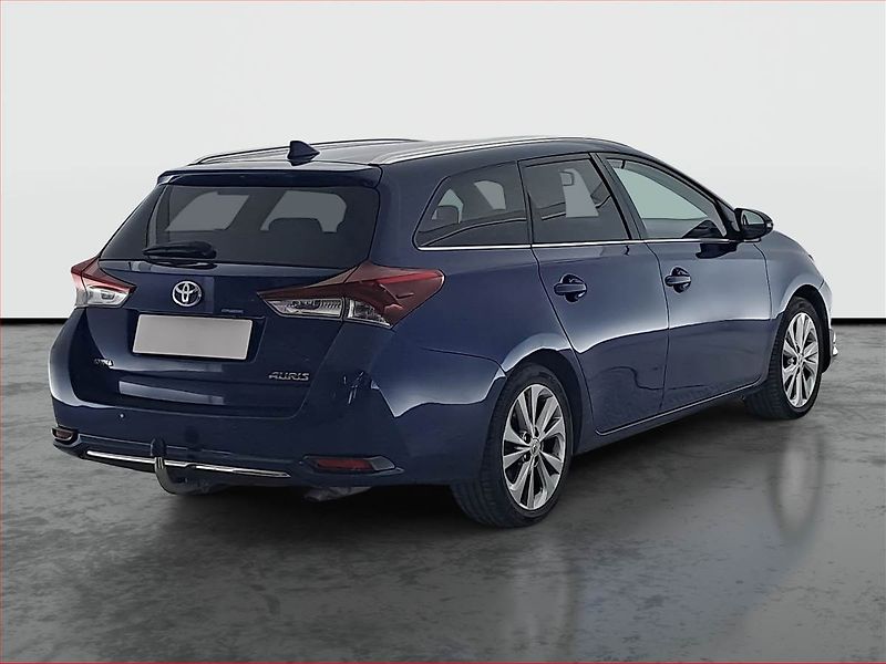 Toyota Auris (2015) 1.6 D-4D, Serv.kniha, Tempomat - fotka 5 z 18