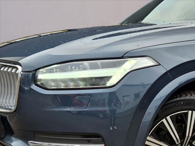 Volvo XC90 2,0 B5 AWD diesel Plus Bright - fotka 5 z 18
