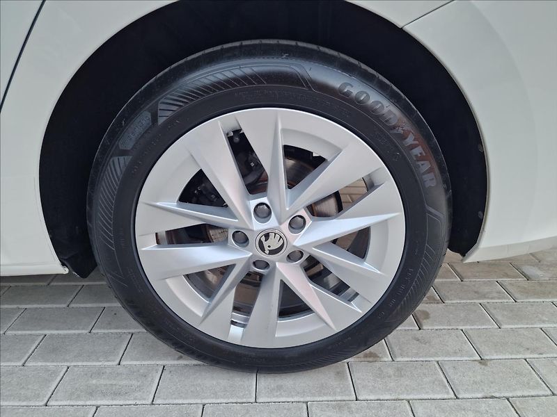 Škoda Octavia 1.0TSI 81kW Style Combi,1.Maj - fotka 46 z 50