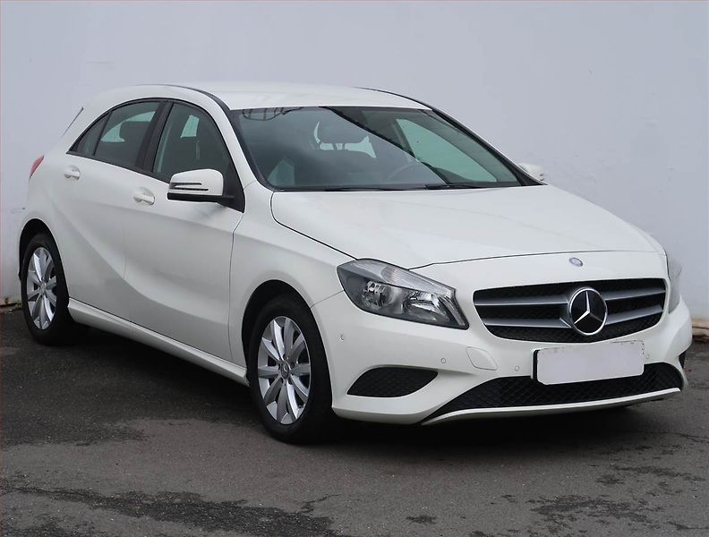 Mercedes-Benz Třídy A (2015) A 180 d, Park. senzory - fotografie inzerátu