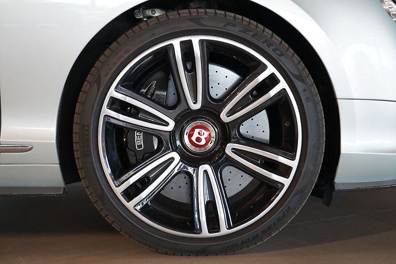 Bentley Continental GTC Mulliner, Masáže, Ventilace - fotka 7 z 52
