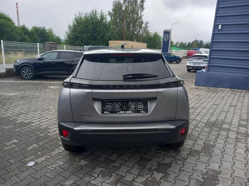 Peugeot 2008 (2026) BUSINESS Hybrid 110 e-DCS6  - fotka 4 z 14