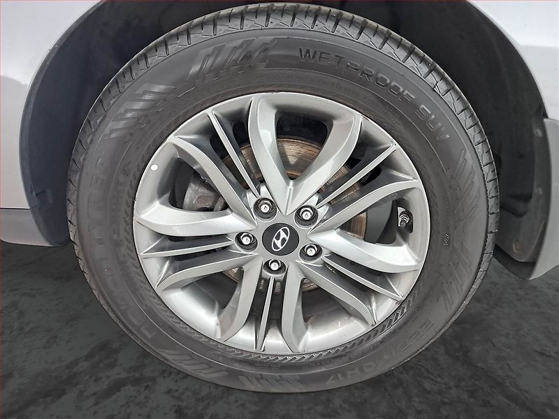 Hyundai ix35 (2015) 1.7 CRDi, ČR,1.maj, Tempomat - fotka 15 z 18