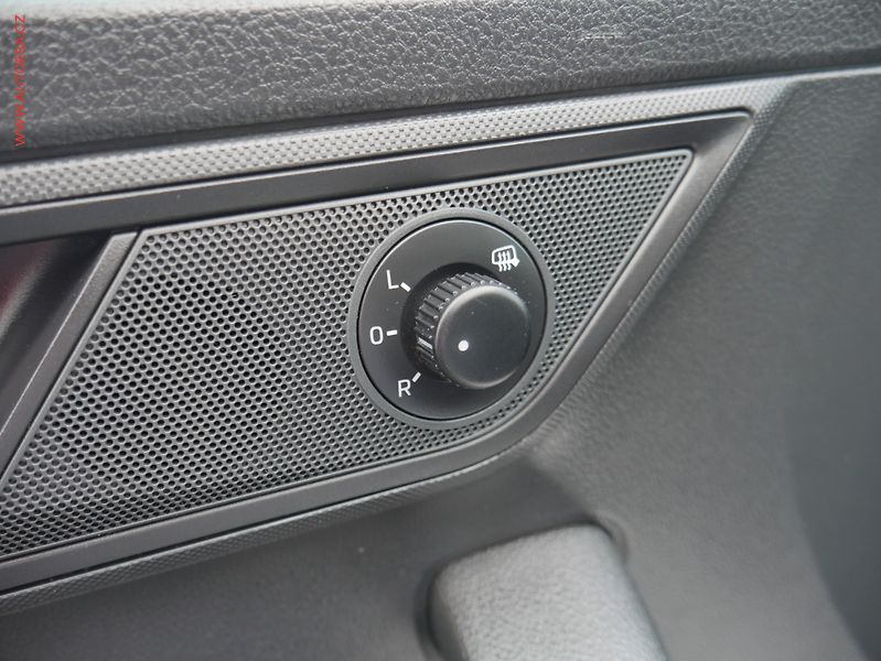 Škoda Fabia (2018) 1.0 MPi, ČR, Trumf, STK5/28 - fotka 13 z 17