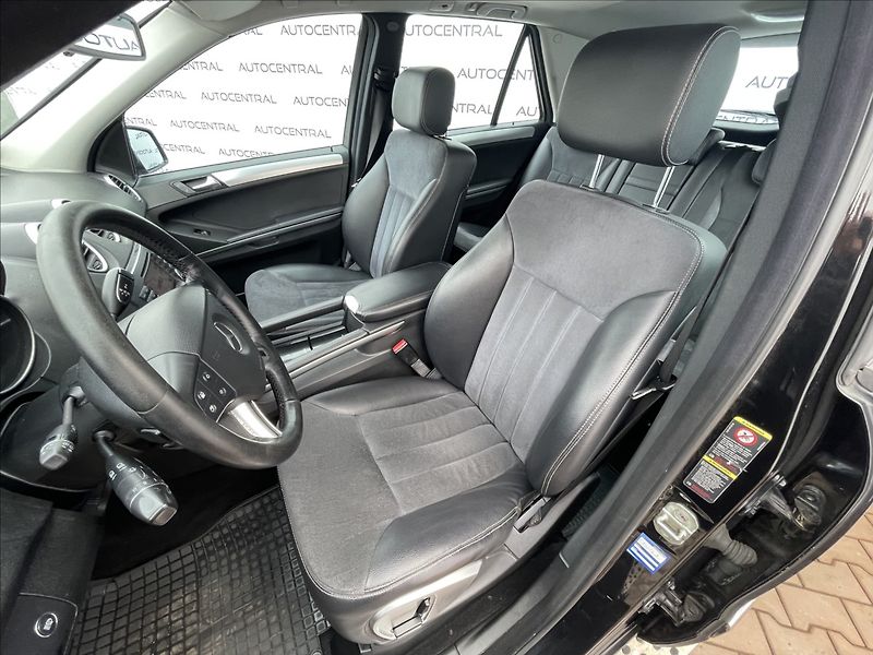 Mercedes-Benz Třídy M ML 350i, 4MATIC,200kW - fotka 11 z 24