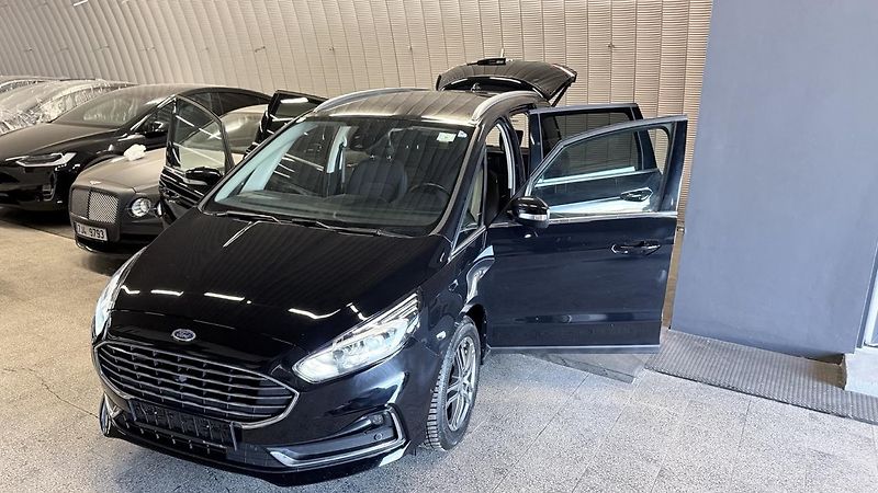 Ford Galaxy (2022) 2.5 HYBRID,REZERVOVÁNO - fotka 13 z 34