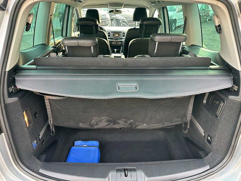 Volkswagen Sharan (2010) 2.0Tdi 125kw DSG Highline - fotka 13 z 35