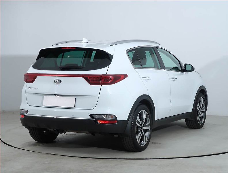 Kia Sportage (2019) 1.6 T-GDI - fotka 5 z 24