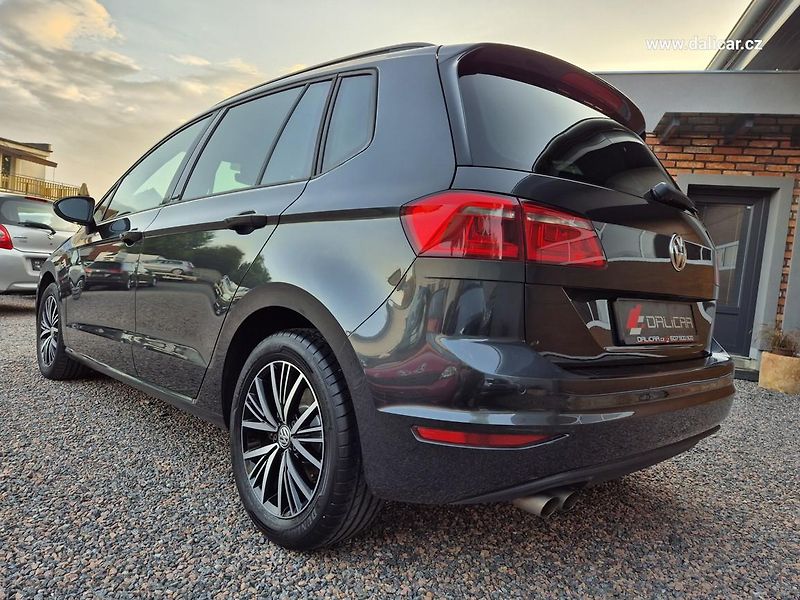 Volkswagen Golf Sportsvan (2016) 1.4TSi 92KW Comf.Line ALLSTAR - fotka 9 z 57