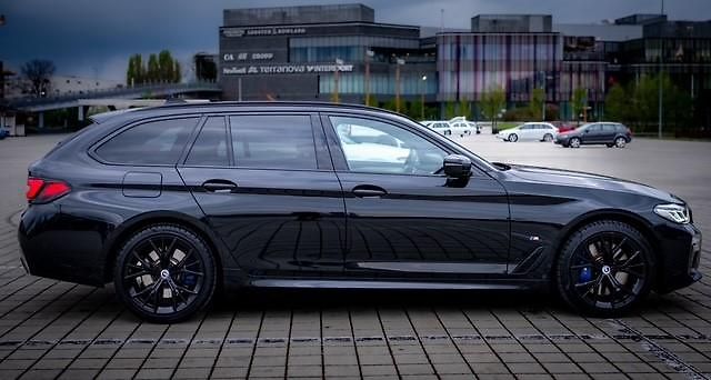 BMW Řada 5 540i xDrive M-Paket - fotka 3 z 12