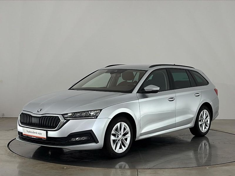 Škoda Octavia Ambition DSG - fotka 1 z 27