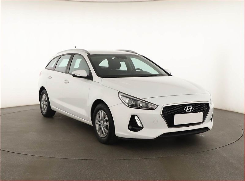 Hyundai i30 (2017) 1.0 T-GDI, Serv.kniha - fotografie inzerátu