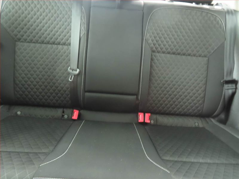 Škoda Rapid (2017) Style 1.0 TSI, Xenony - fotka 10 z 15