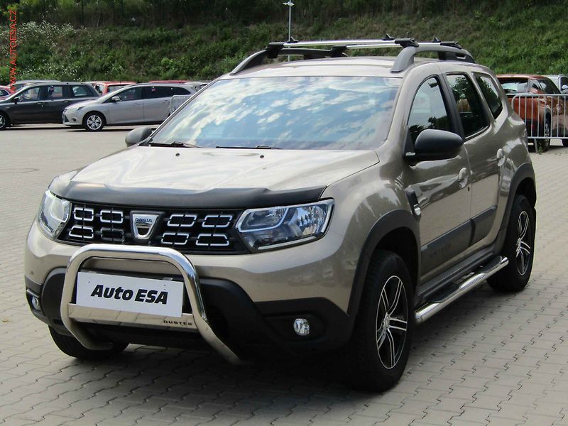 Dacia Duster (2019) 1.6i, AC, temp, tažné - fotka 3 z 16