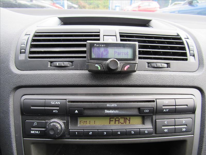 Škoda Octavia 1,6 TDi 77kW Sedan - fotka 16 z 30