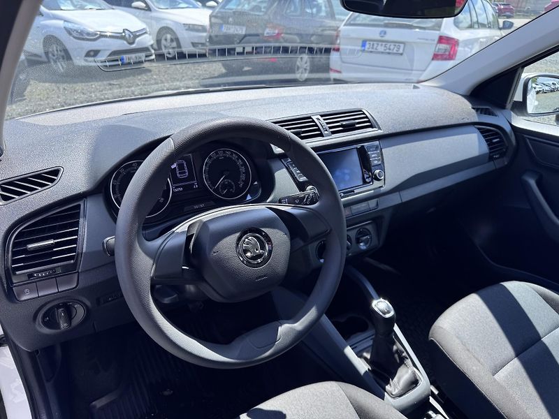 Škoda Fabia III 1.0 TSi,132 tis km,1.Maj,Č - fotka 9 z 18