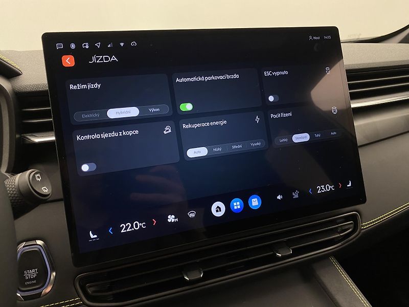 Lynk & Co 01 (2025) 01 CORE PHEV - fotka 48 z 82