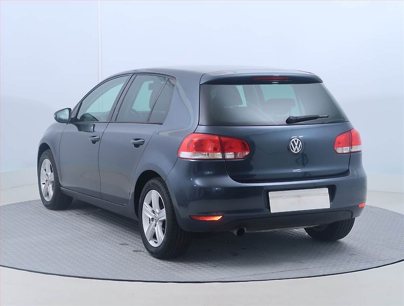 Volkswagen Golf (2010) 1.2 TSI, Tempomat - fotka 4 z 14