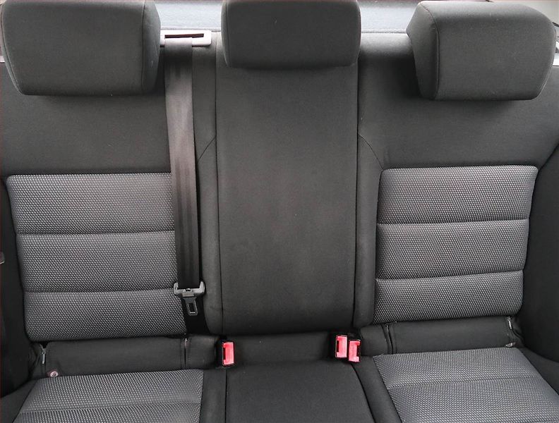 Škoda Octavia (2007) Ambiente 1.6, Serv.kniha - fotka 10 z 15