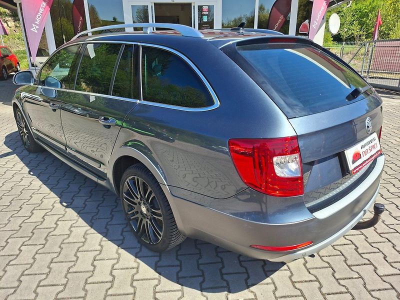 Škoda Superb (2014) OUTDOOR 2.0TDI 125kW DSG 4X4 - fotka 6 z 39