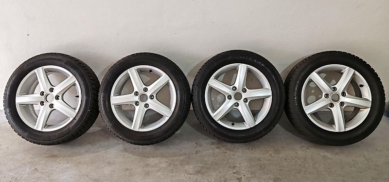 Volkswagen Golf (2013) VII, 1.4 TSI, 103 kW - fotka 19 z 27