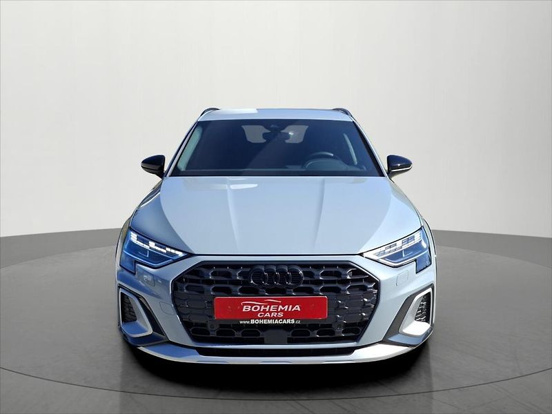 Audi A3 1,5 110 Kw 35 TFSI  ALLSTREET - fotka 2 z 31