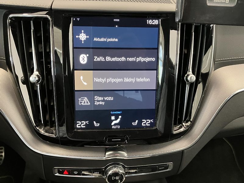 Volvo XC60 T6 AWD R-Design POLESTAR AT8 - fotka 33 z 57
